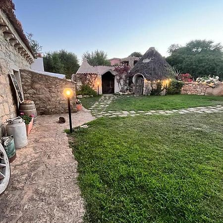 Вілла Cantina&Agriturismo Canu Luogosanto Екстер'єр фото