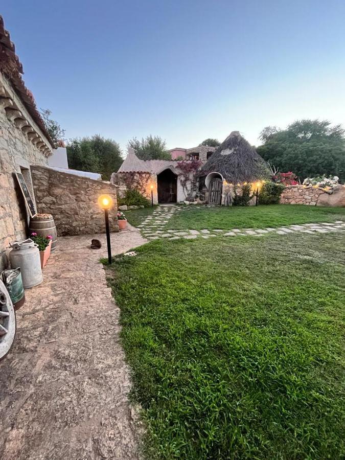 Вілла Cantina&Agriturismo Canu Luogosanto Екстер'єр фото